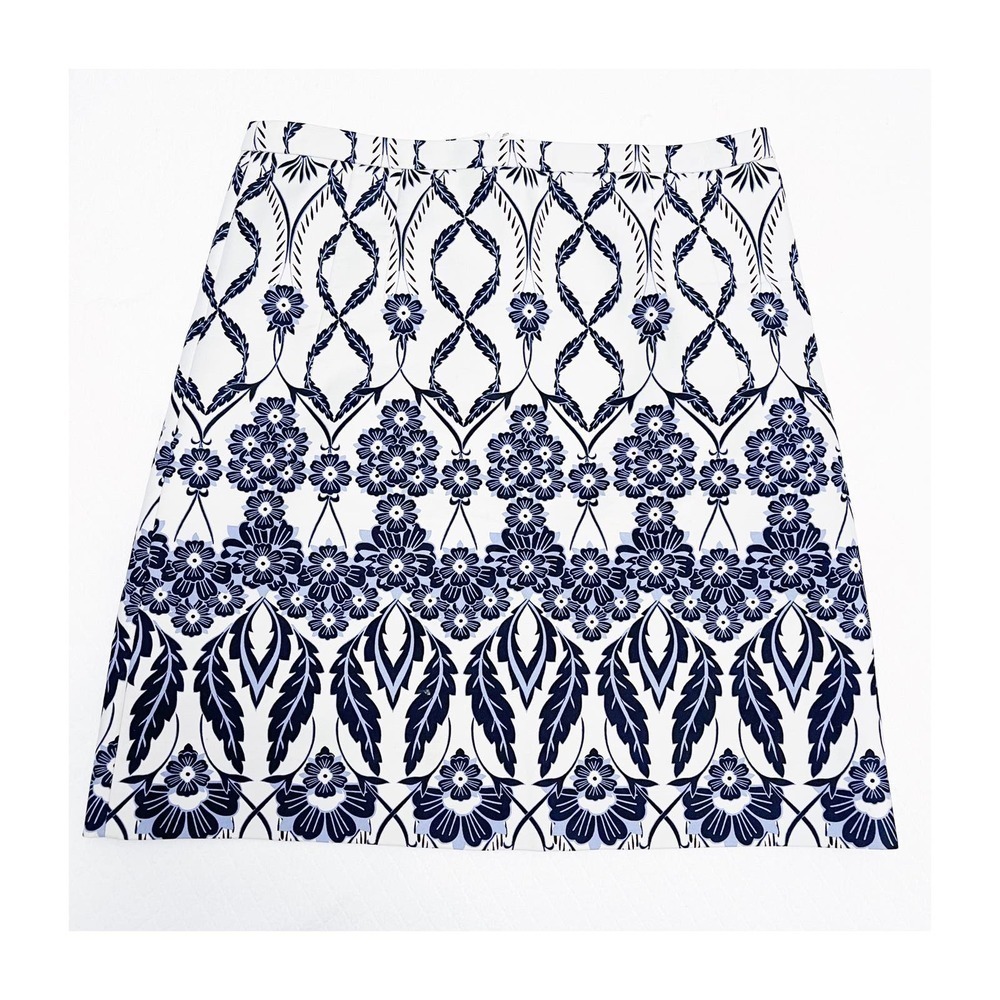 J. Crew White and Blue Patterned Flower Pencil Skirt SZ04